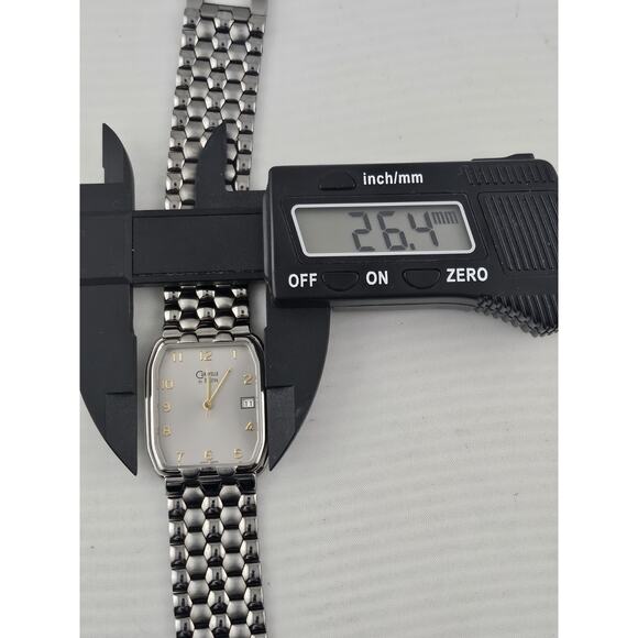 Mens Bulova Caravelle Ultra Slim Elegant Tank Watch Quartz New Battery Runs Well - Picture 9 of 10